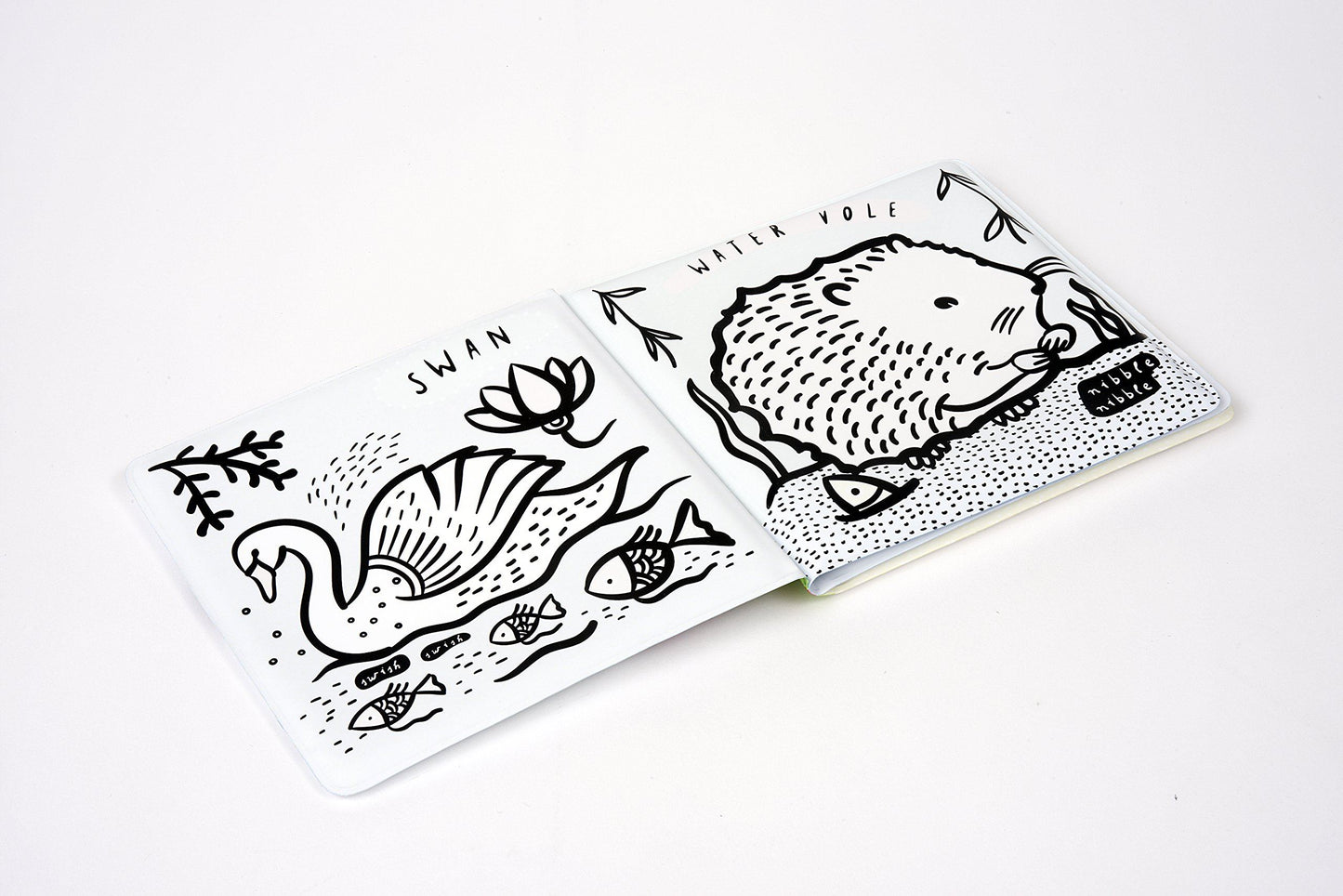 Colour Me: Who's in the Pond? Baby's First Bath Book